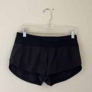 black lululemon speed up shorts